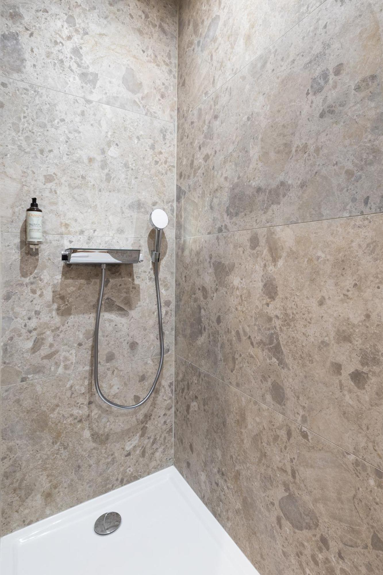 Appart Hotel Coraline - Genas Lyon Eurexpo מראה חיצוני תמונה